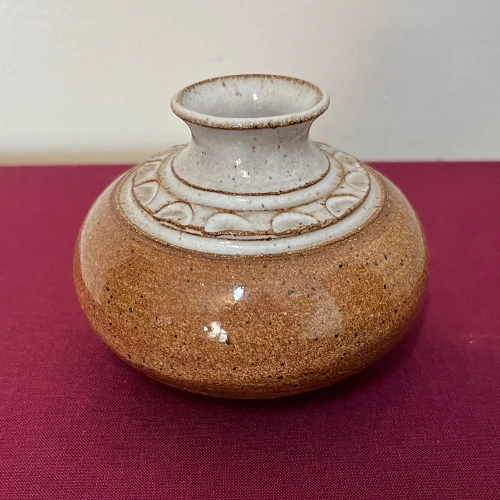 Vintage Art Pottery Signed Brown &‎ Gray Stout Handmade Mediterranean Bud Vase